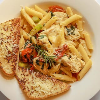 California Chicken Pasta